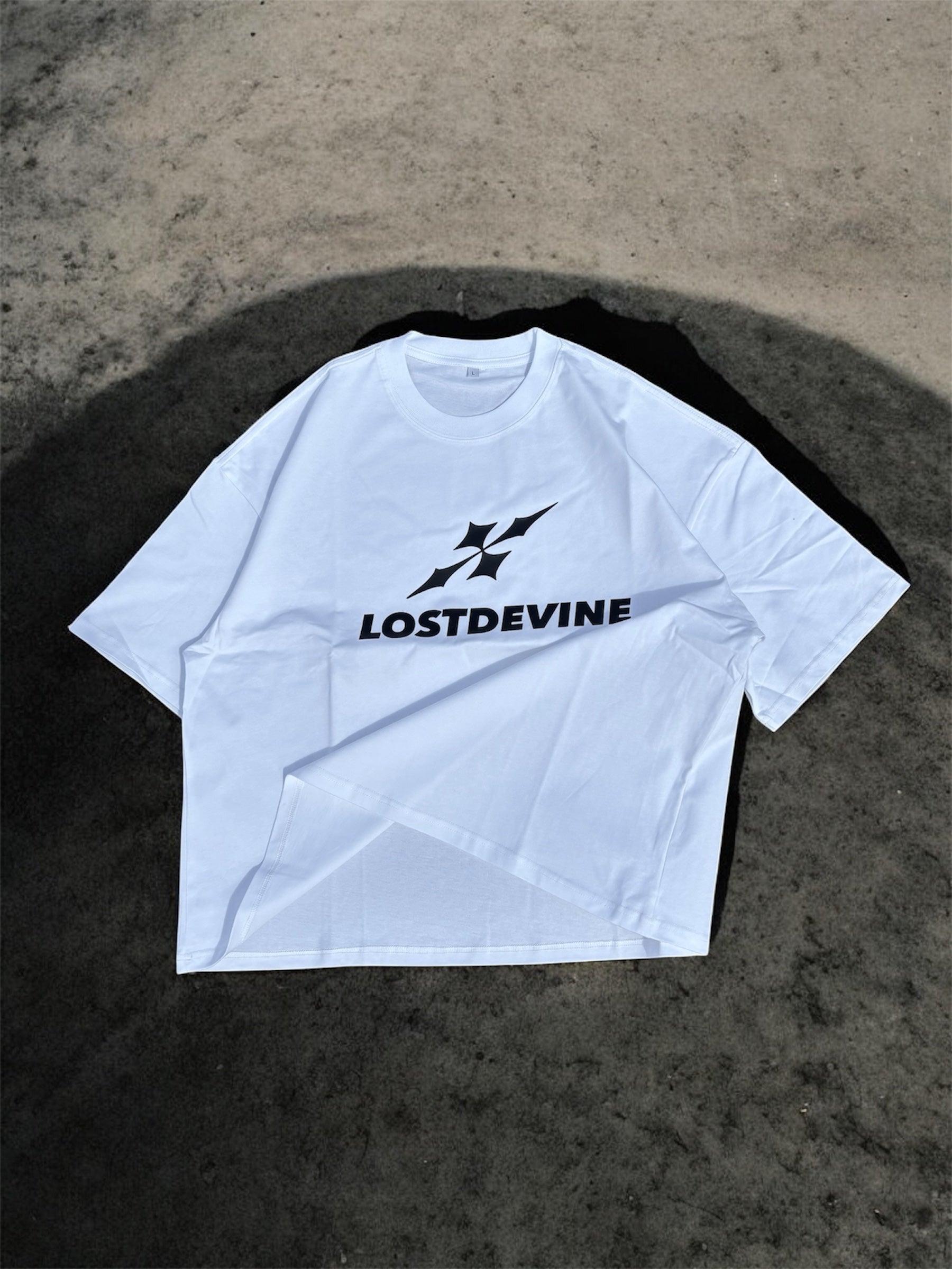 LOSTDEVINE classic hemmed white t-shirt